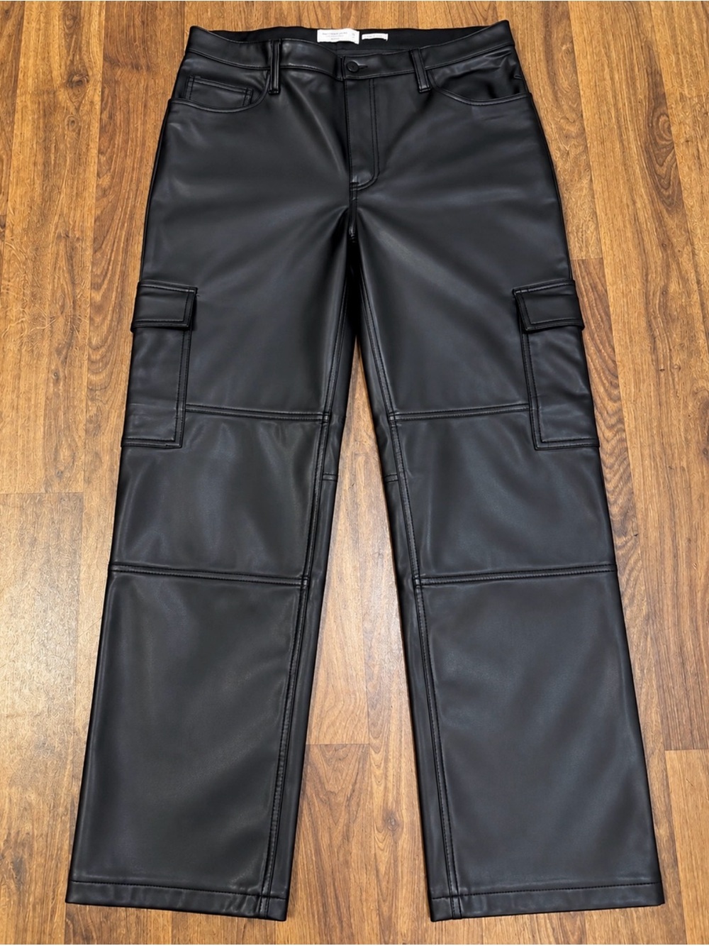 Women’s Abercrombie and Fitch Black Faux Leather Cargo Pants - size 16